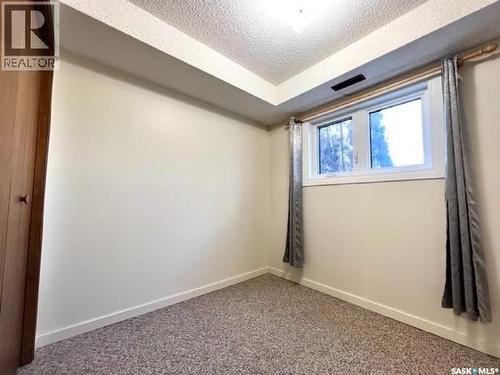 2 34 Central Avenue S, Swift Current, SK - Indoor Photo Showing Other Room
