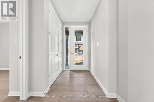 2000 Wanderer Avenue, Ottawa, ON - Indoor Photo Showing Other Room