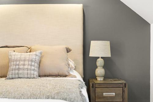 Chambre à coucher principale - 126 Rue Du Docteur-Fauteux, Shawinigan, QC - Indoor Photo Showing Bedroom