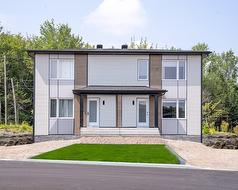 Rue de la Céramique  Lévis (Les Chutes-De-La-Chaudière-Ouest), QC G6J 0R1