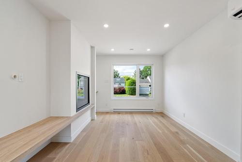 Living room - Rue De La Céramique, Lévis (Les Chutes-De-La-Chaudière-Ouest), QC - Indoor Photo Showing Other Room