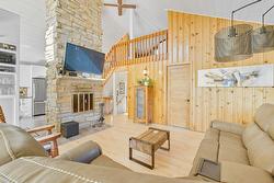 133 Rue des Monts  Saint-Sauveur, QC J0R 1R5