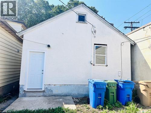 1705 Quebec Street, Regina, SK - Outdoor With Exterior