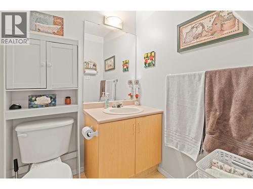 4900 Okanagan Avenue Unit# 402, Vernon, BC - Indoor Photo Showing Bathroom