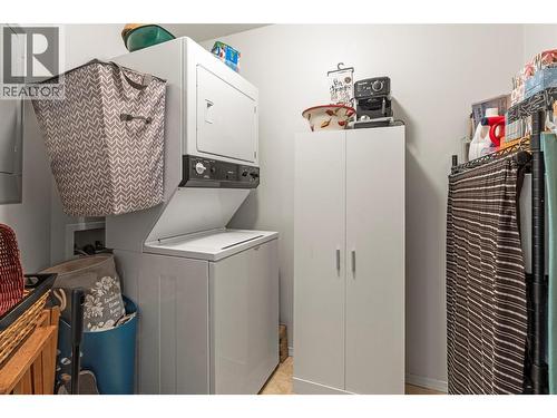 4900 Okanagan Avenue Unit# 402, Vernon, BC - Indoor Photo Showing Laundry Room