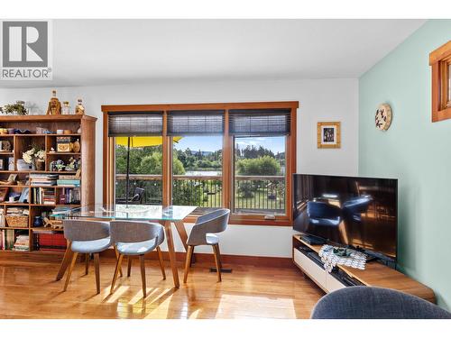 2504 Gould Road, Kamloops, BC - Indoor