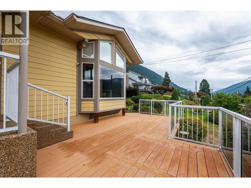 629 Johnstone Road, Nelson, BC - Outdoor With Deck Patio Veranda With Exterior
