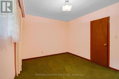 177 Eaglewood Boulevard, Mississauga, ON - Indoor Photo Showing Other Room
