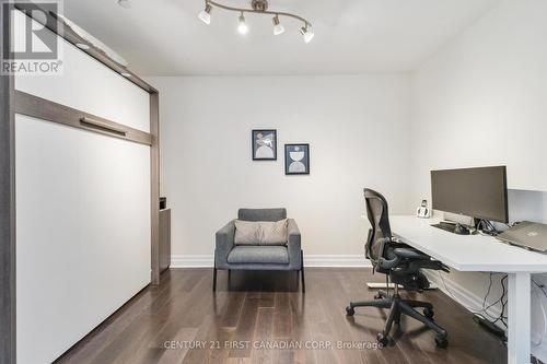 809 - 505 Talbot Street, London East (East F), ON - Indoor Photo Showing Office