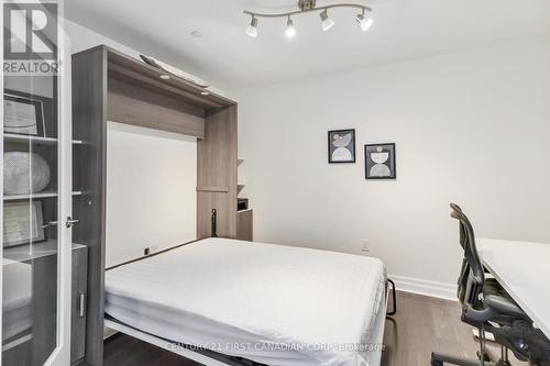 809 - 505 Talbot Street, London East (East F), ON - Indoor Photo Showing Bedroom