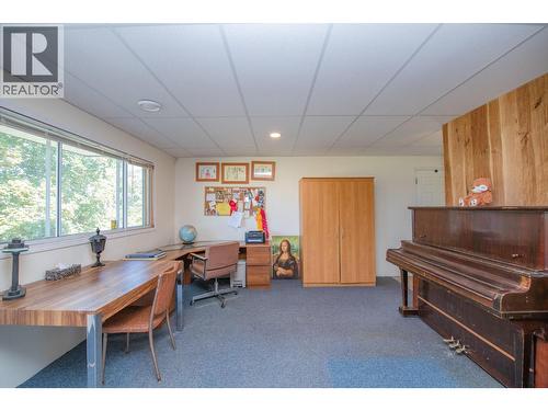 4587 Briggs Road, Vernon, BC - Indoor