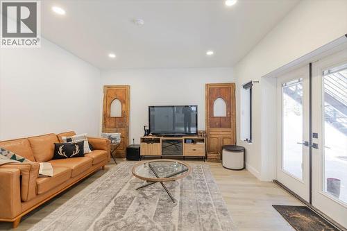 4600 Alpine Way, Fernie, BC - Indoor