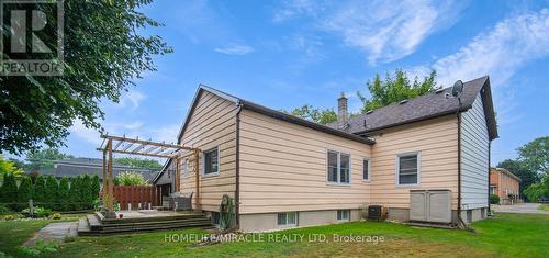 69 Bee Street, Woodstock, ON - Outdoor