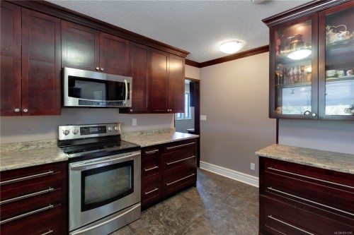 2028 Cathers Dr, Nanaimo, BC 