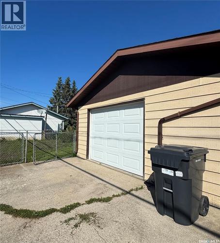 403 Churchill Street, Hudson Bay, SK - Outdoor With Exterior