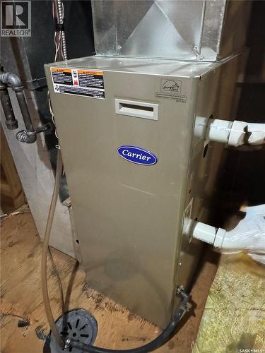 403 Churchill Street, Hudson Bay, SK - Indoor Photo Showing Basement