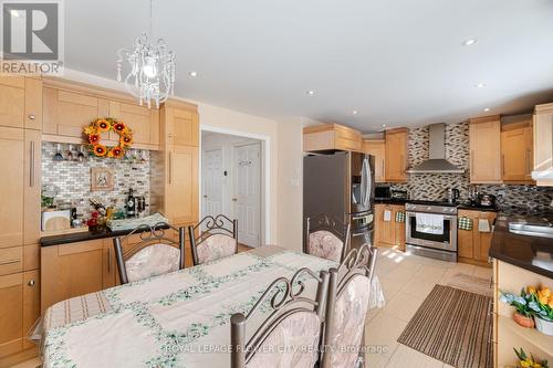 3040 Bentley Drive, Mississauga, ON - Indoor Photo Showing Other Room