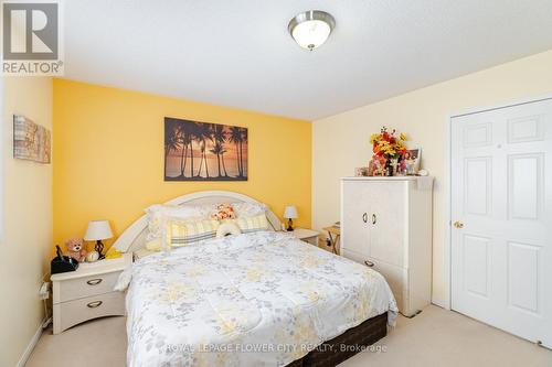 3040 Bentley Drive, Mississauga, ON - Indoor Photo Showing Bedroom