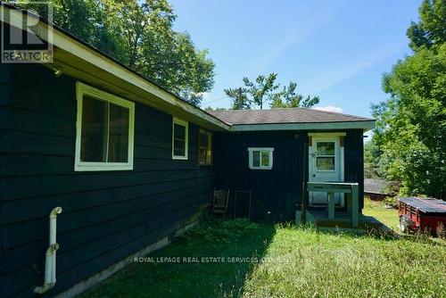 1116 Moon River Road, Muskoka Lakes, ON - Outdoor