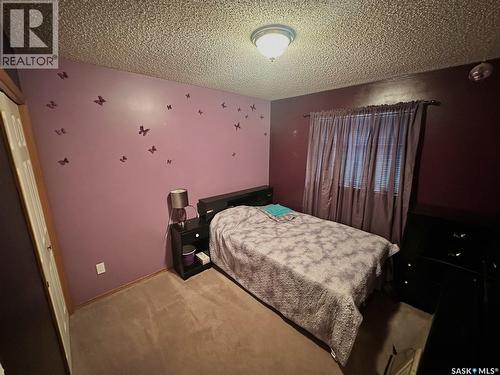 536 5Th Avenue, Hudson Bay, SK - Indoor Photo Showing Bedroom