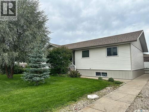 536 5Th Avenue, Hudson Bay, SK - Outdoor