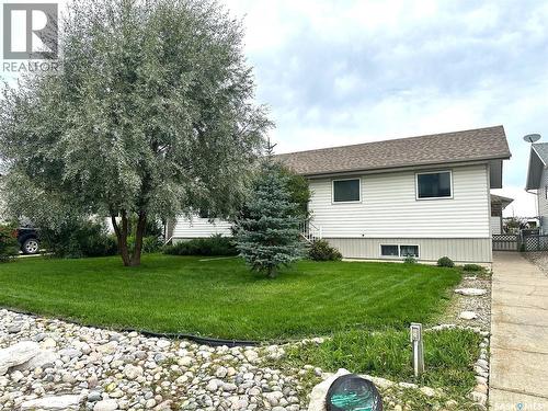 536 5Th Avenue, Hudson Bay, SK - Outdoor