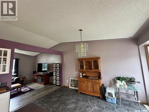 536 5Th Avenue, Hudson Bay, SK - Indoor