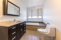 Ensuite bathroom - 