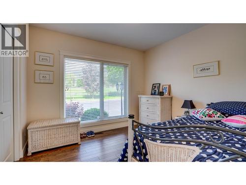 620 Mountview Road, Vernon, BC - Indoor Photo Showing Bedroom