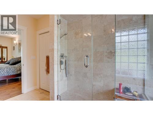 620 Mountview Road, Vernon, BC - Indoor Photo Showing Bathroom