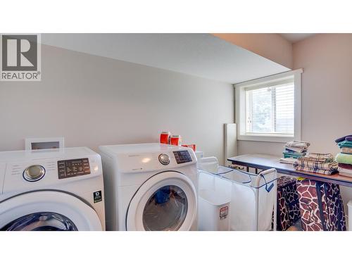 620 Mountview Road, Vernon, BC - Indoor Photo Showing Laundry Room