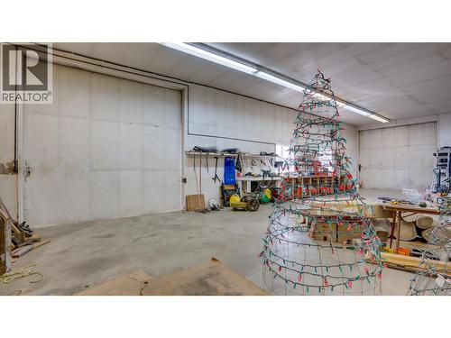 620 Mountview Road, Vernon, BC -  Photo Showing Garage