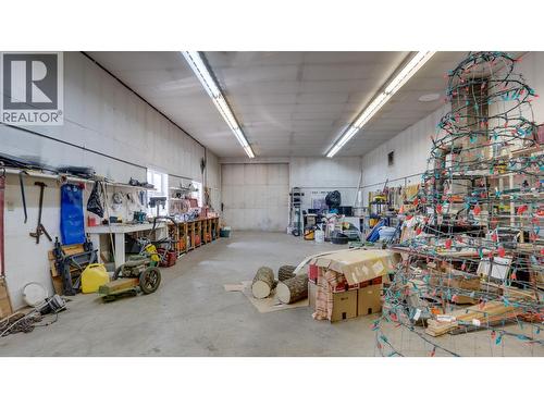 620 Mountview Road, Vernon, BC - Indoor Photo Showing Garage