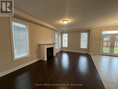 23 Lockerbie Crescent, Collingwood, ON - Indoor With Fireplace