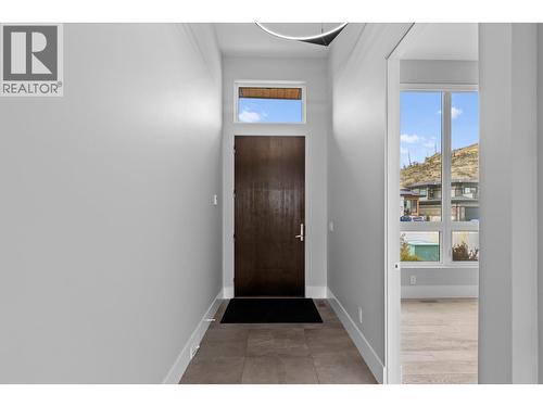 1240 Ponds Avenue, Kelowna, BC - Indoor Photo Showing Other Room