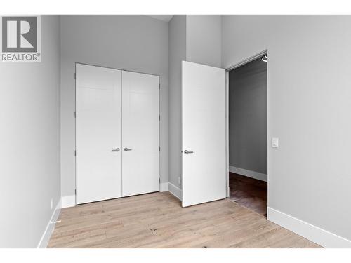 1240 Ponds Avenue, Kelowna, BC - Indoor Photo Showing Other Room