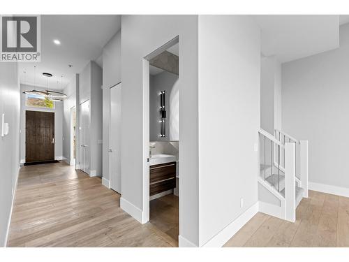 1240 Ponds Avenue, Kelowna, BC - Indoor Photo Showing Other Room