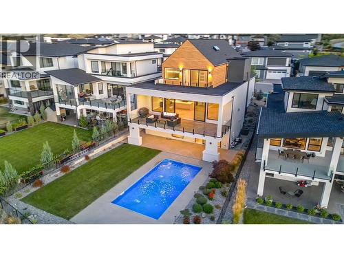 1240 Ponds Avenue, Kelowna, BC - Outdoor With In Ground Pool