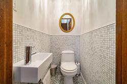 Powder room - 