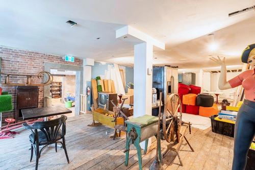 Commerce - 129A Rue Frontenac, Sherbrooke (Les Nations), QC 