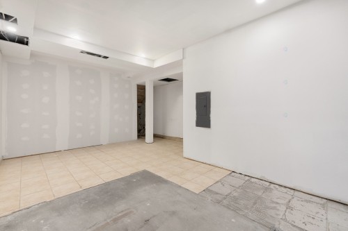 Interior - 129A Rue Frontenac, Sherbrooke (Les Nations), QC - Indoor Photo Showing Other Room