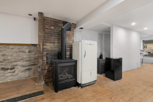 Interior - 129A Rue Frontenac, Sherbrooke (Les Nations), QC - Indoor With Fireplace