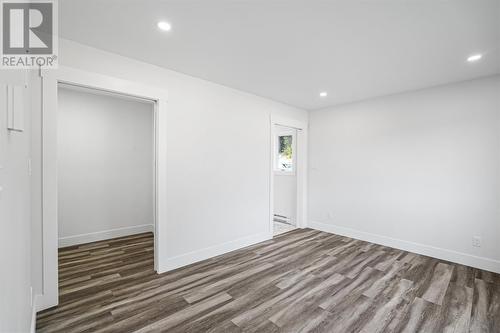 30 Forest Road, Gambo, NL - Indoor Photo Showing Other Room
