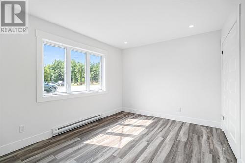 30 Forest Road, Gambo, NL - Indoor Photo Showing Other Room