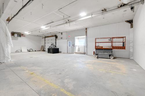 Intérieur - A-70  - 72 Rue Principale, Saint-François-Xavier-De-Brompton, QC - Indoor Photo Showing Garage