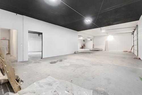 Intérieur - A-70  - 72 Rue Principale, Saint-François-Xavier-De-Brompton, QC - Indoor Photo Showing Garage