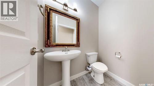 5006 Wascana Vista Court, Regina, SK - Indoor Photo Showing Bathroom