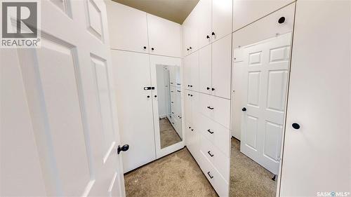5006 Wascana Vista Court, Regina, SK - Indoor Photo Showing Other Room