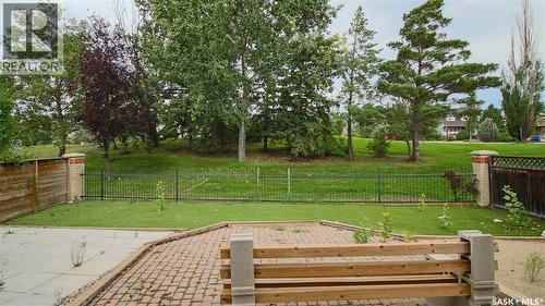 5006 Wascana Vista Court, Regina, SK - Outdoor