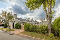 10 12e Rue  Fossambault-Sur-Le-Lac, QC G3N 1L7